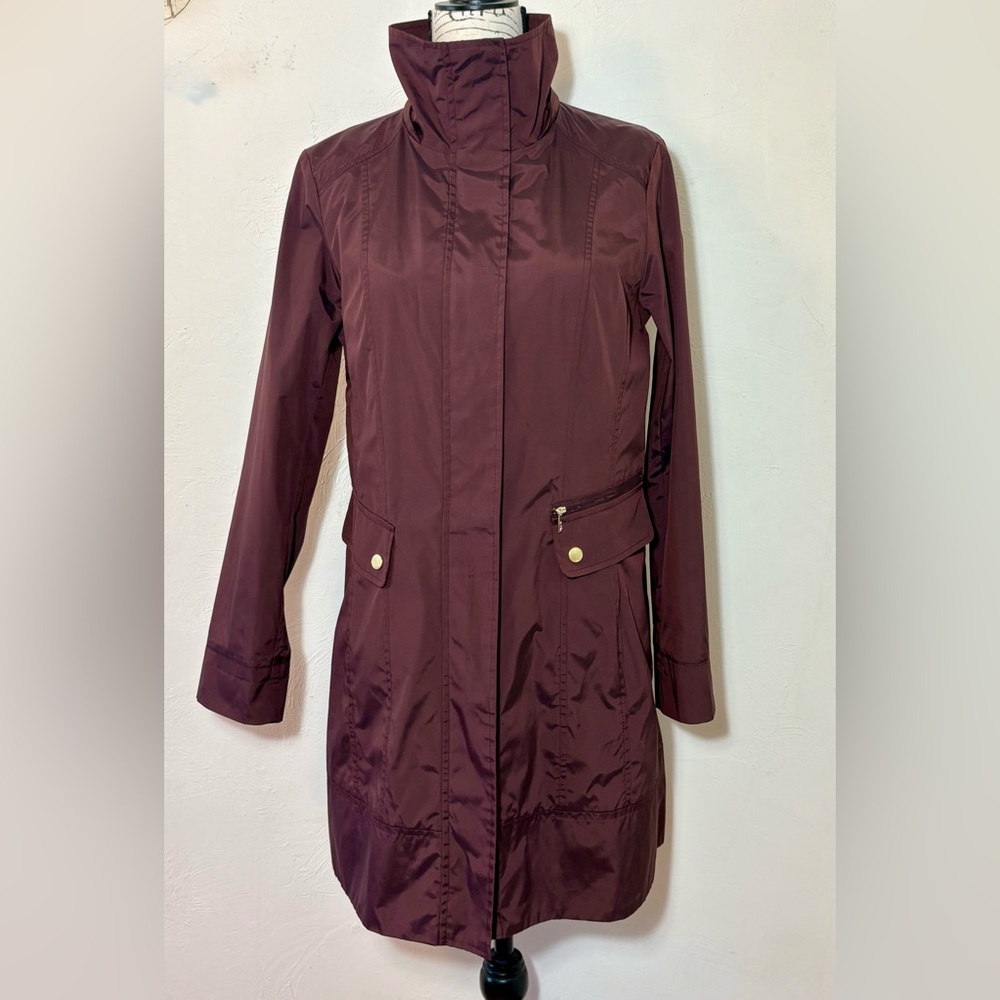 COLE HAHN Women’s Signature Packable Hooded Rain Jacket,  Eggplant,S, LIKE NEW!